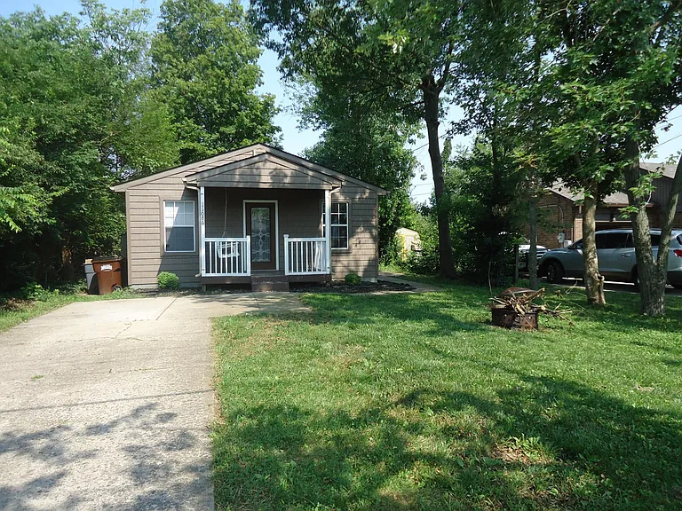 11086 Centennial Ave — Photo 3
