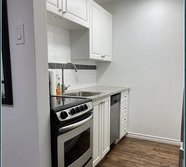 64 Duchess Ave #1 — Photo 8