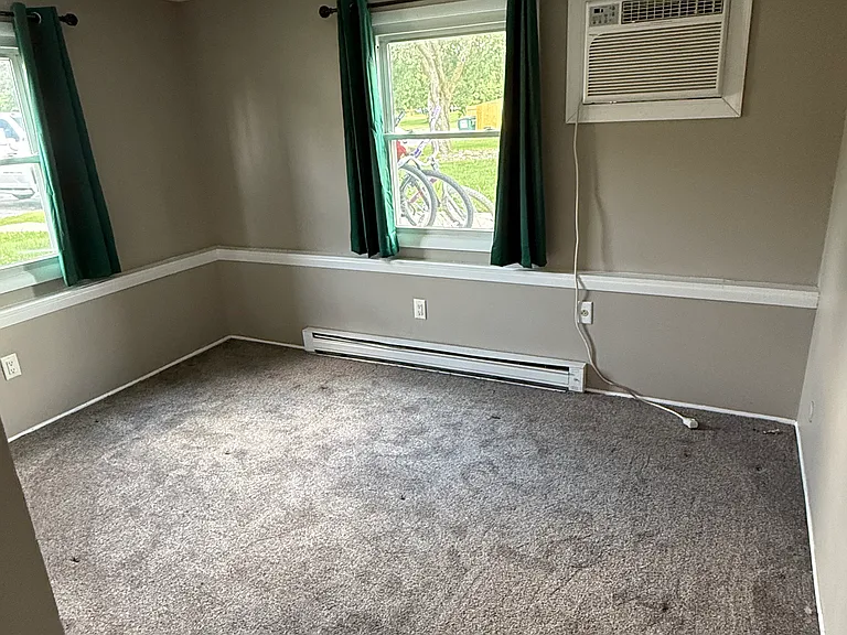 382 N Birch St — Photo 5