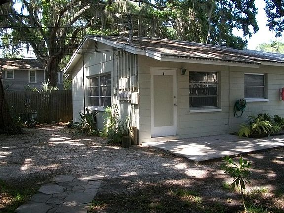 3rd image of 2825 50th St S APT 1