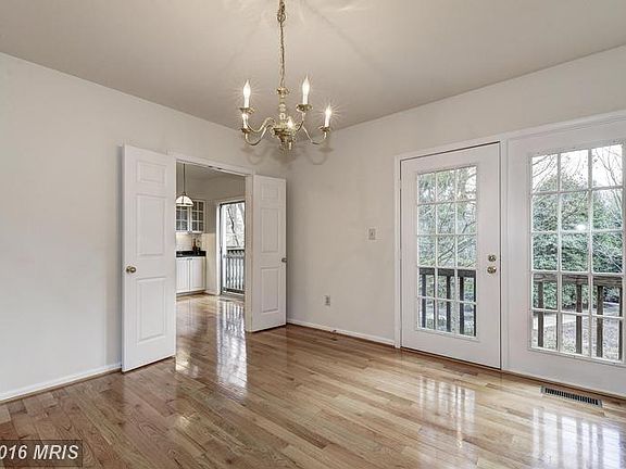 5th image of 11329 Hollowstone Dr