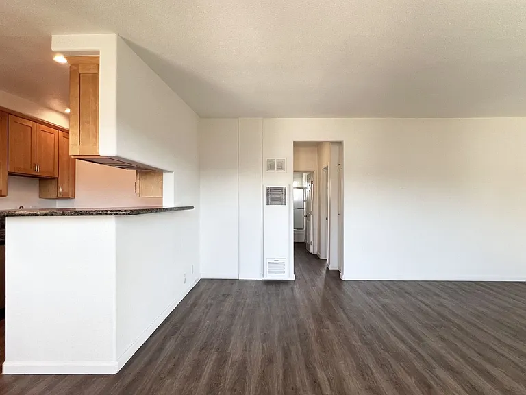 1743 W Malvern Ave #6 — Photo 10