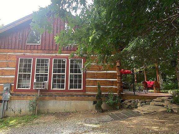2nd image of 5696 Park Ave