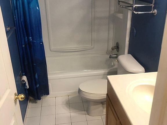 4th image of 2541 Brush Ct APT A
