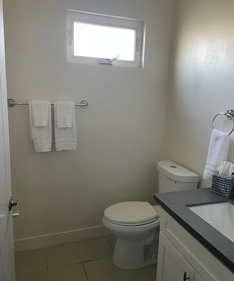 427 N Heliotrope Dr #200 — Photo 12