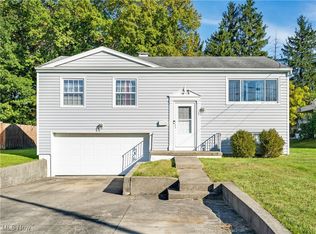 1439 Bexley Dr, Youngstown, OH 44515