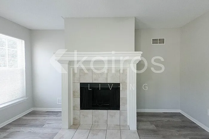 4415 The Paseo Blvd — Photo 6