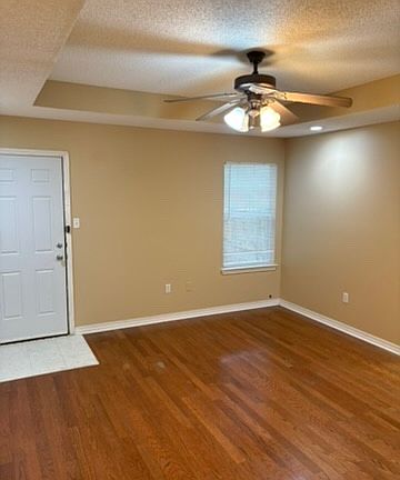5th image of 948 Greystone Dr #948