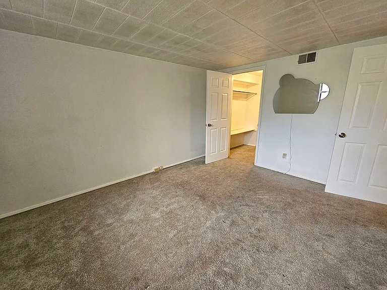 323 Ridge Point Cir #11A — Photo 14