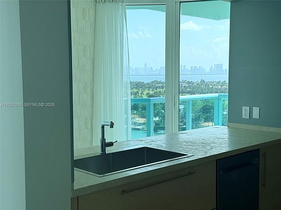5th image of 6000 Indian Creek Dr #17A