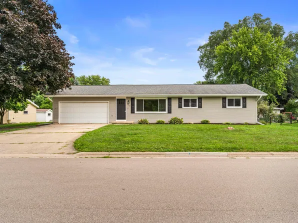209 N 7th Ave, Winneconne, WI 54986