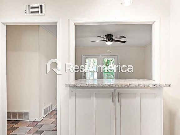 5th image of 7031 Juana Dr