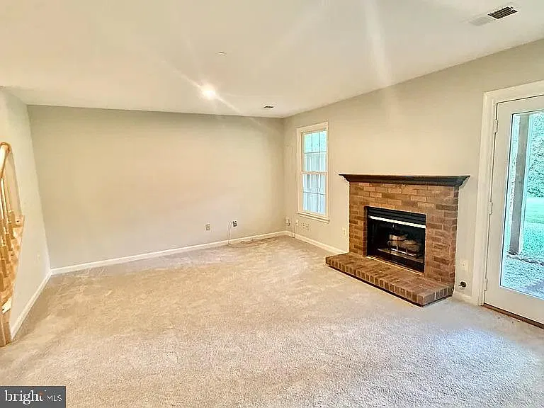 43576 Blacksmith Sq — Photo 2