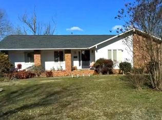 2515 Donlora Dr, Greensboro, NC 27407