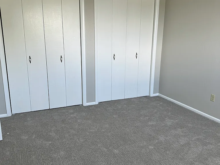 Upper Front Bedroom