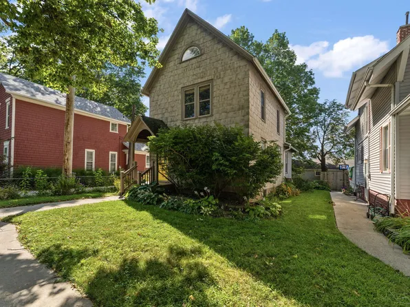 255 Jefferson St, Valparaiso, IN 46383
