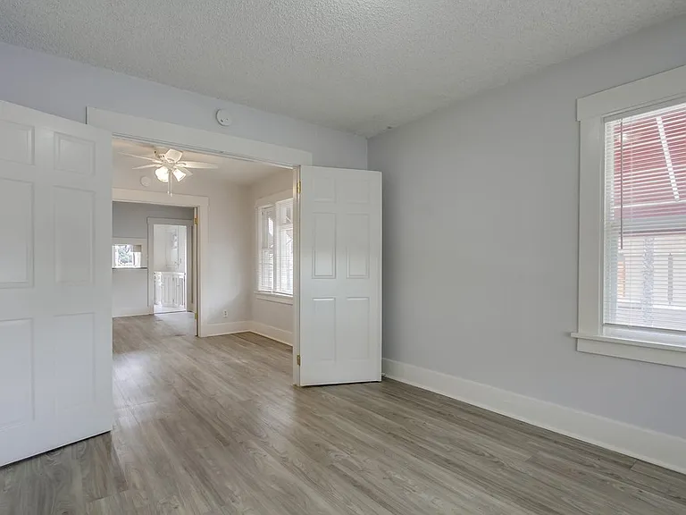 502 Elm Ave #504 — Photo 10