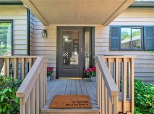 516 Gardenia Ln, Marietta, GA 30068