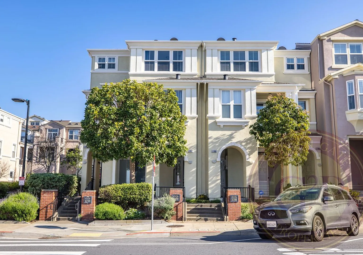 Sunset - 3 BR, 3.5 BA Townhouse 2,225 Sq. Ft. - 3D Virtual Tour, 2 Car Garage — Photo 3