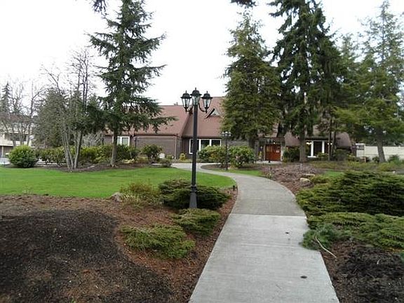 4th image of 24805 10th Ave S