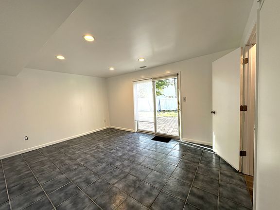 Ground Floor Family Room