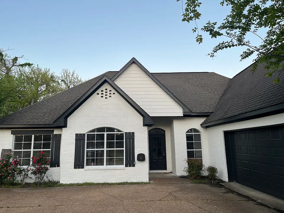 434 Ashtree Ln