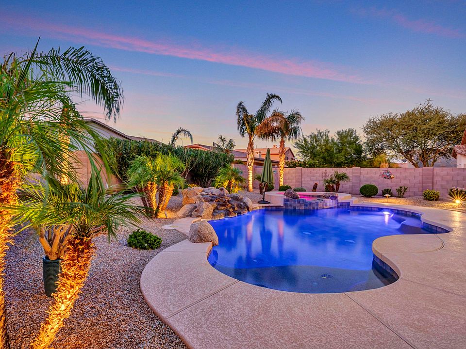 1st image of 3044 E Winged Foot Dr