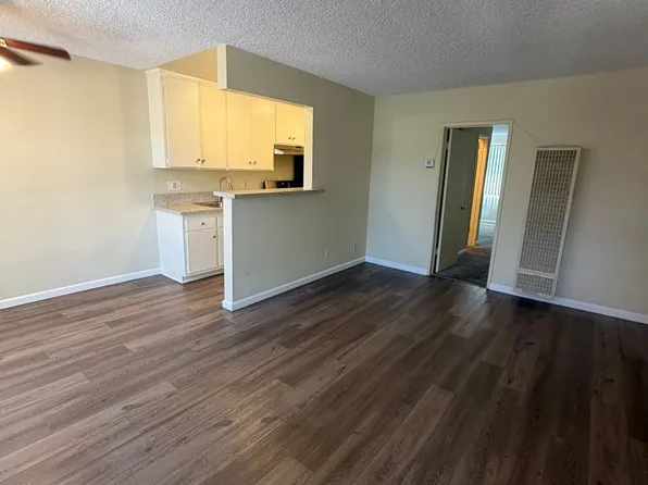 18530 Prairie St., 18530 Prairie St APT 54, Northridge, CA 91324