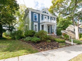 53 Fairmount St, Lowell, MA 01852