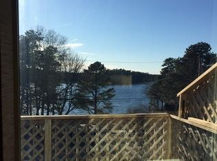 19 Shangri La Blvd, Wareham, MA 02571
