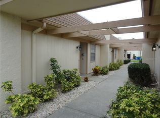 11140 Carriage Hill Dr APT 1, Pt Richey, FL 34668