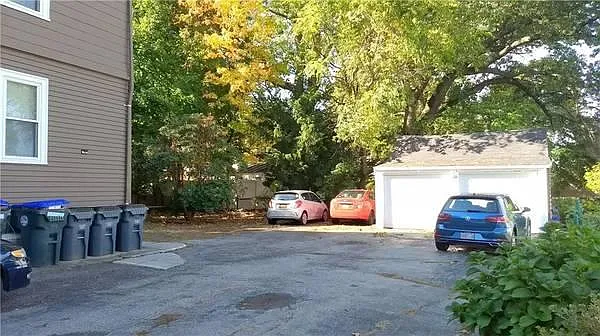 24 Sarah St #1 — Photo 8