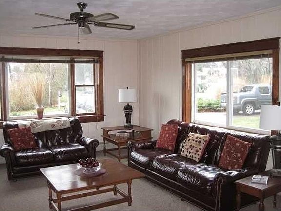 4th image of 35 Treasure Rd