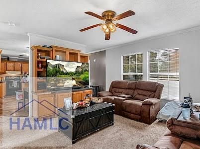 5th image of 17 Huckleberry Ln