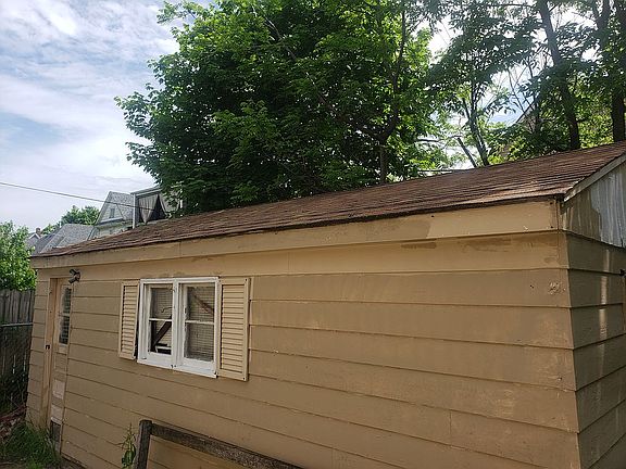 5th image of 918 15th Ave