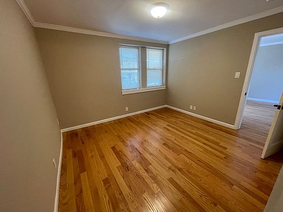 4th image of 1862A 17th Ave