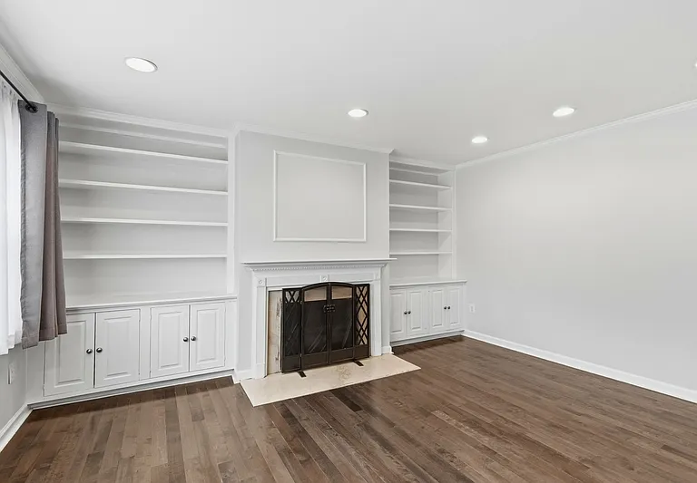 3514 Cherry Valley Dr — Photo 2