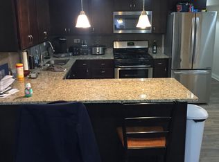 2921 W Farragut Ave #G, Chicago, IL 60625
