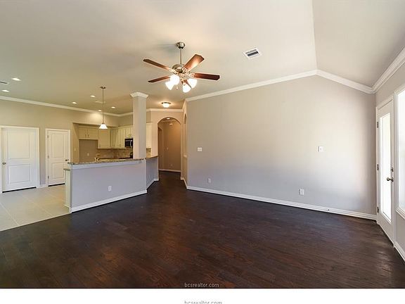 4th image of 2601 Warkworth Ln