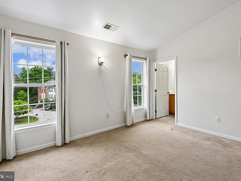 9457 Birdhouse Cir #40 — Photo 36