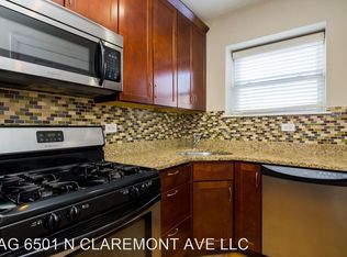 2320 W Arthur Ave APT 1, Chicago, IL 60645