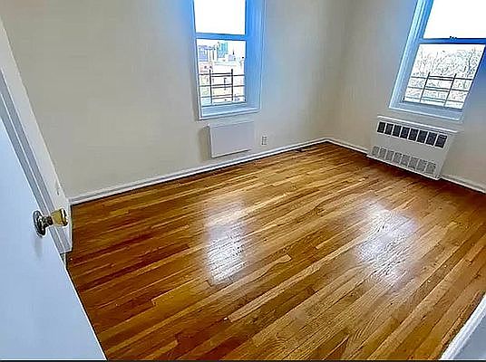 5th image of 16201 Highland Ave #3H
