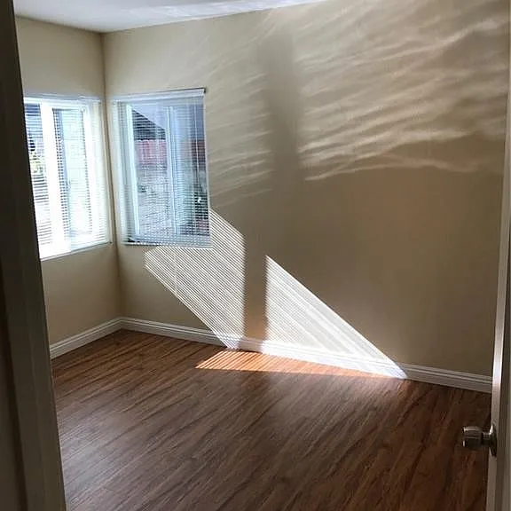 5609 Welland Ave — Photo 9