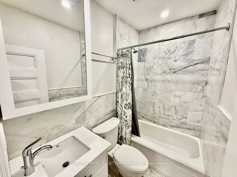 149 Saint Andrew St #2A — Photo 14