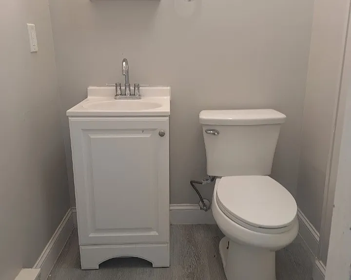460 Main St #3 — Photo 16