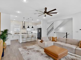 2557 Carmelita St, Dallas, TX 75212