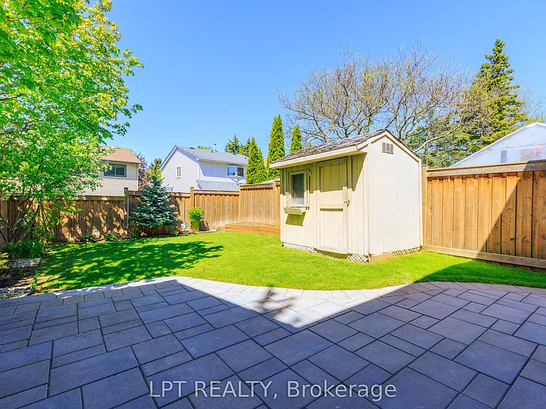 6 Odin Cres — Photo 31