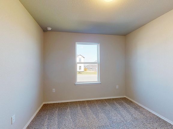 3rd image of 4505 Beacon Bay Dr