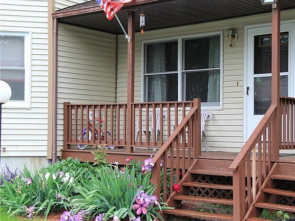2nd image of 6198 Creek View Trl