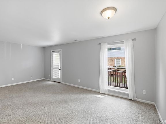 3rd image of 525 E University Dr APT 1002